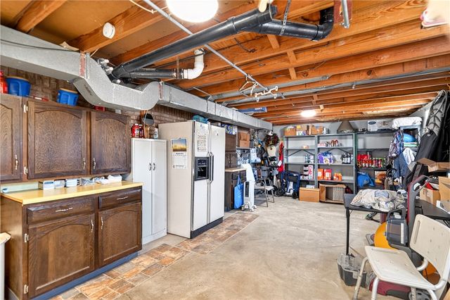 1548 Amelia Ave, South Park, PA 15129