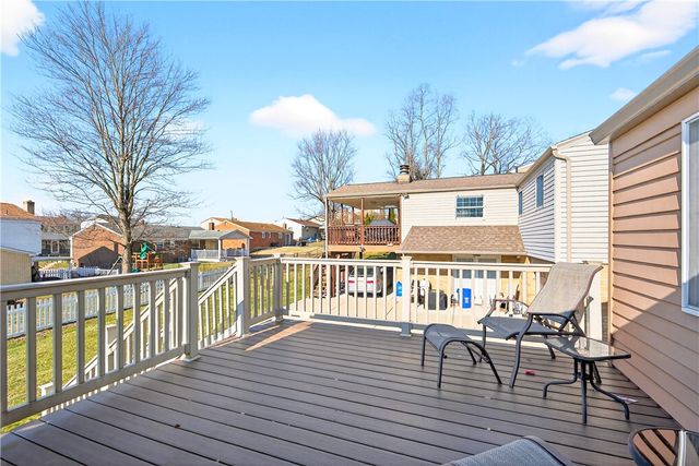 1548 Amelia Ave, South Park, PA 15129