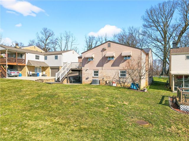 1548 Amelia Ave, South Park, PA 15129
