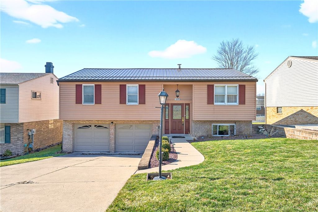 1548 Amelia Ave, South Park, PA 15129