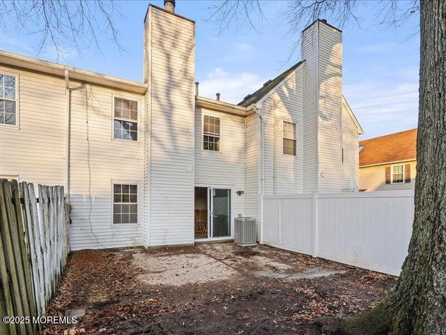 74 Fieldcrest Way, Hazlet, NJ 07730