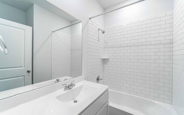 500 Municipal DR 402, Leander, TX 78641