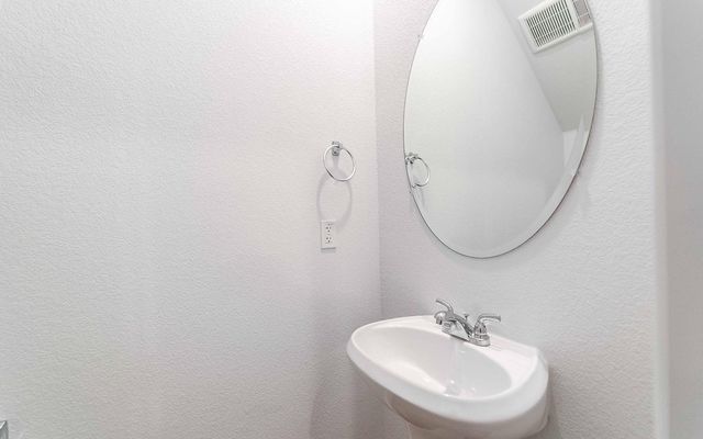 500 Municipal DR 402, Leander, TX 78641