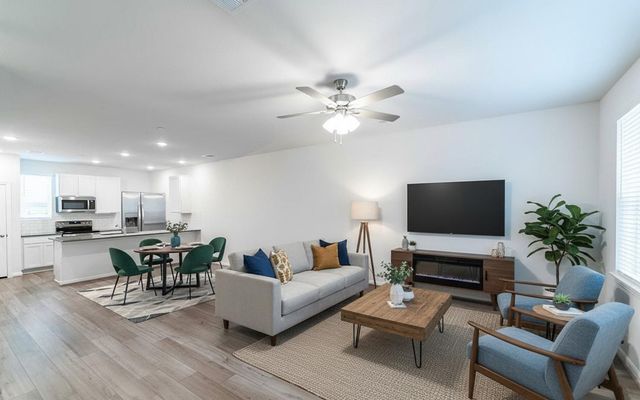 500 Municipal DR 402, Leander, TX 78641