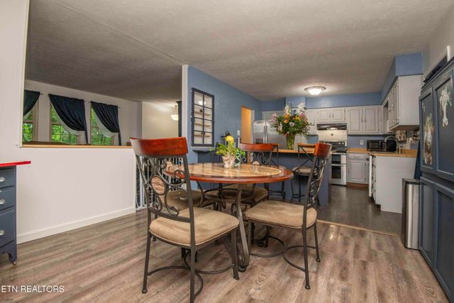 2703 Wildwood Road, Maryville, TN 37804