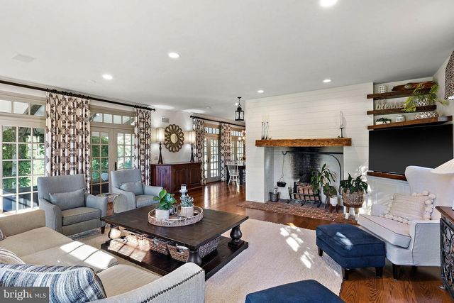 4635 NEWARK RD, Cochranville, PA 19330