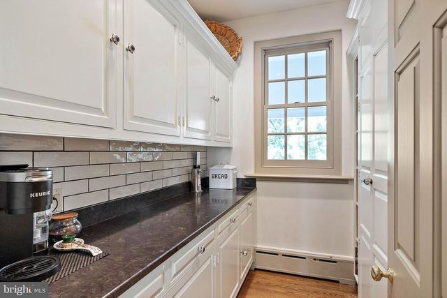 4635 NEWARK RD, Cochranville, PA 19330