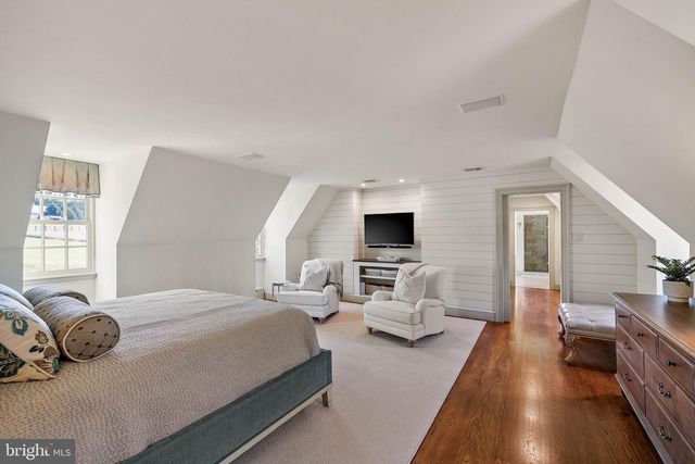 4635 NEWARK RD, Cochranville, PA 19330