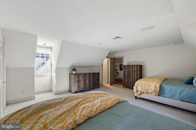 4635 NEWARK RD, Cochranville, PA 19330