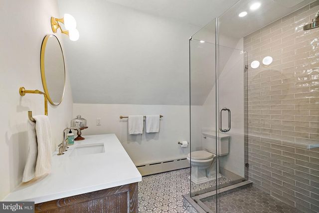 4635 NEWARK RD, Cochranville, PA 19330