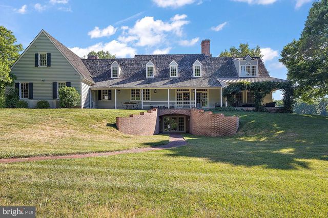 4635 NEWARK RD, Cochranville, PA 19330