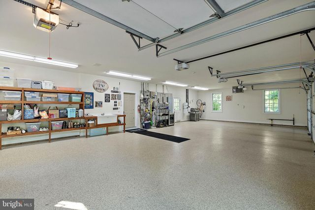 4635 NEWARK RD, Cochranville, PA 19330