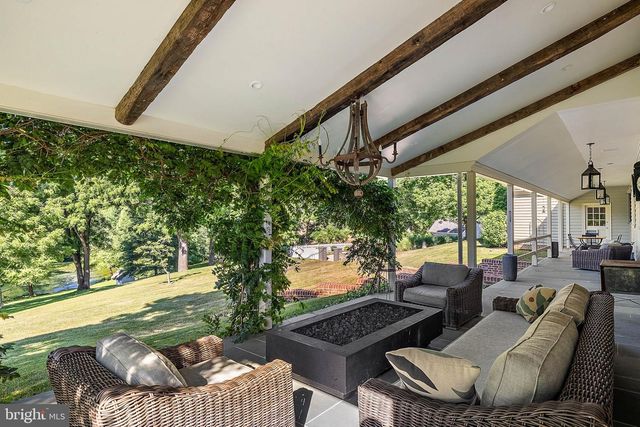 4635 NEWARK RD, Cochranville, PA 19330