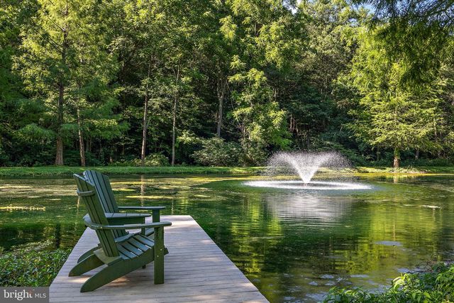 4635 NEWARK RD, Cochranville, PA 19330