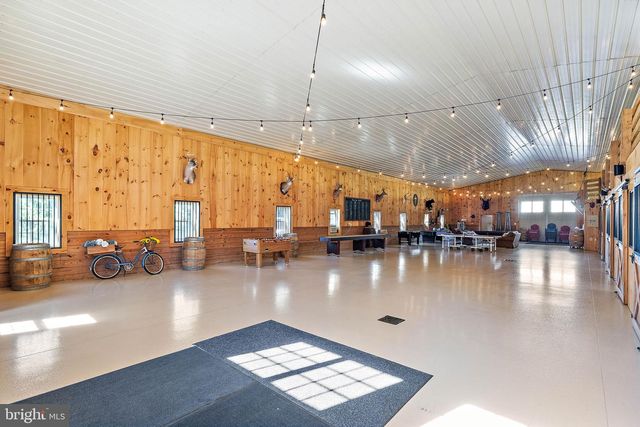 4635 NEWARK RD, Cochranville, PA 19330