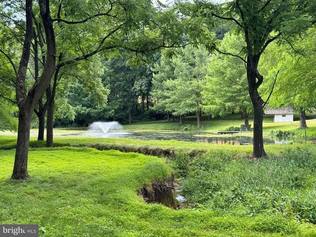 4635 NEWARK RD, Cochranville, PA 19330