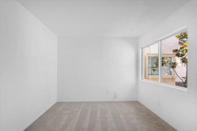 1275 Natoma Way Way B, Oceanside, CA 92057