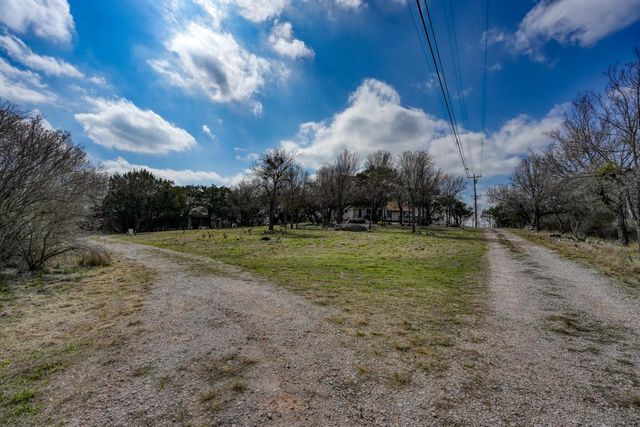 103 Palmie LN, Marble Falls, TX 78654