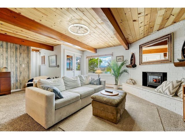 2207 Frances Dr, Loveland, CO 80537