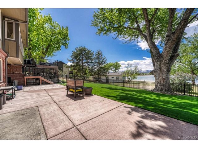 2207 Frances Dr, Loveland, CO 80537