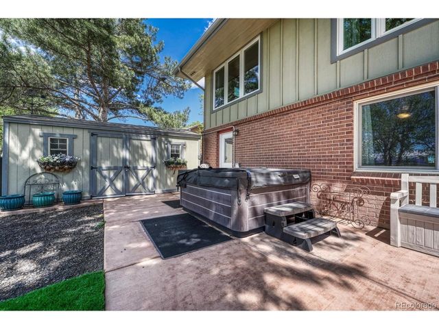 2207 Frances Dr, Loveland, CO 80537