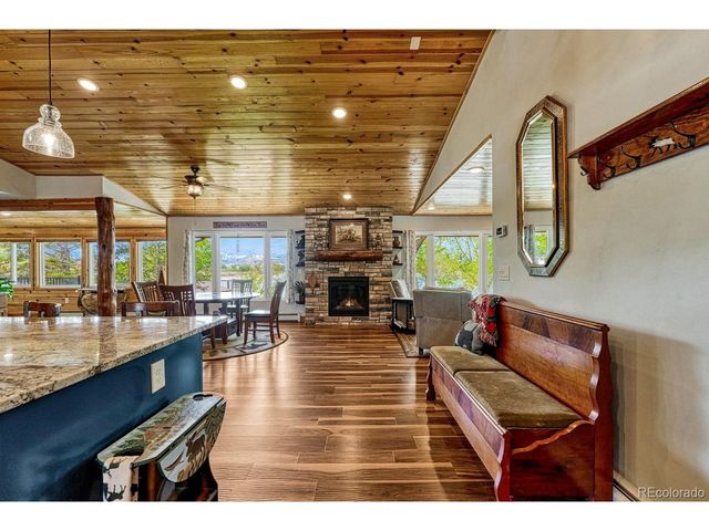 2207 Frances Dr, Loveland, CO 80537