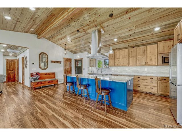 2207 Frances Dr, Loveland, CO 80537