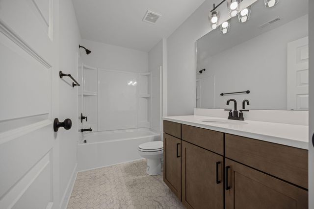 1886 Cotton Way, Chattanooga, TN 37404