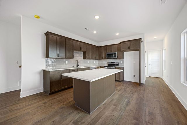 1886 Cotton Way, Chattanooga, TN 37404