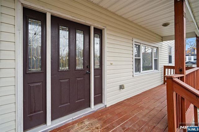 30 Clarendon Place, Hackensack, NJ 07601