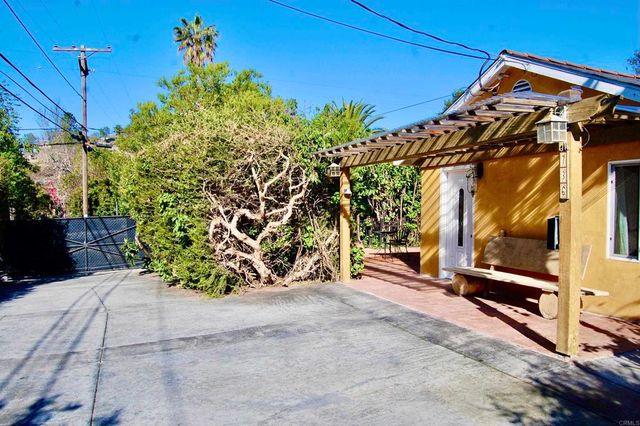 736 Mar Vista, Vista, CA 92081