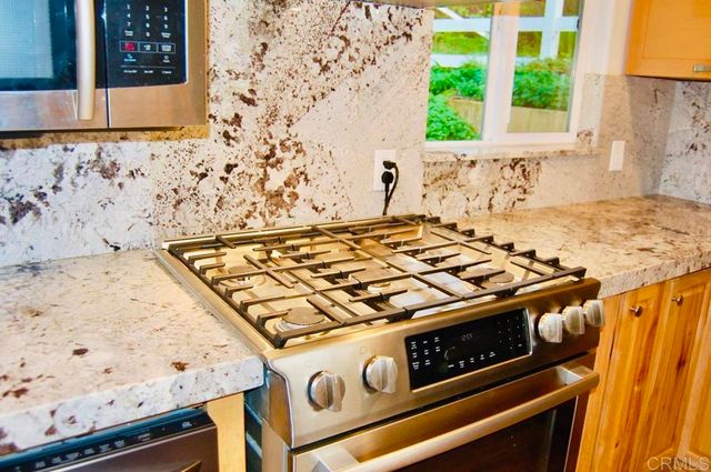 736 Mar Vista, Vista, CA 92081