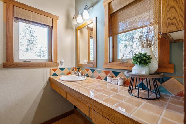 11750 Merganser Road, Klamath Falls, OR 97601