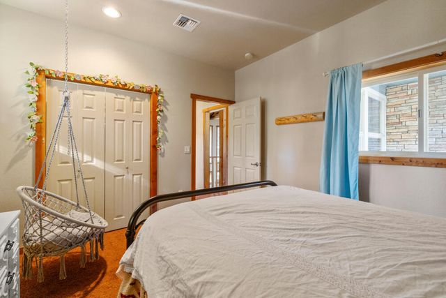 11750 Merganser Road, Klamath Falls, OR 97601