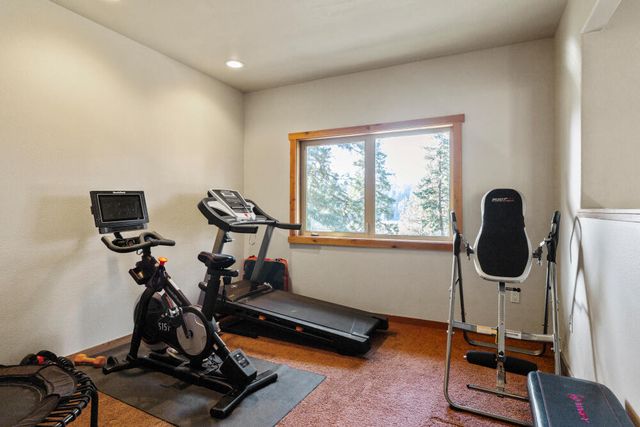 11750 Merganser Road, Klamath Falls, OR 97601