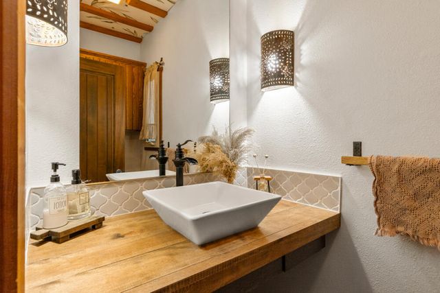 11750 Merganser Road, Klamath Falls, OR 97601