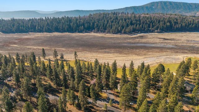 11750 Merganser Road, Klamath Falls, OR 97601