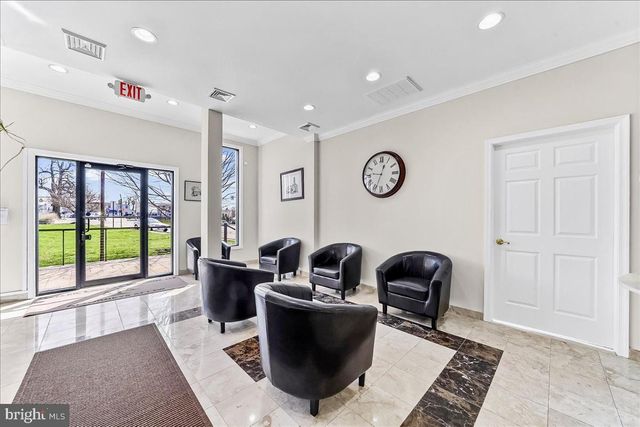 101 E DARBY RD, Havertown, PA 19083