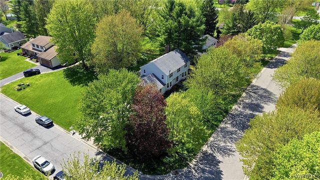 64 Bittersweet Lane, Orchard Park, NY 14127