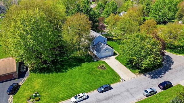 64 Bittersweet Lane, Orchard Park, NY 14127
