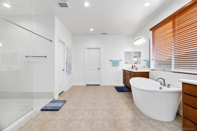 1818 Santa Christina Ave, Chula Vista, CA 91913