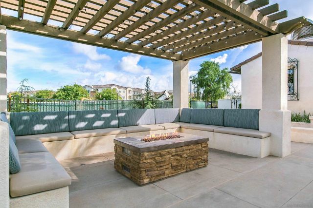 1818 Santa Christina Ave, Chula Vista, CA 91913