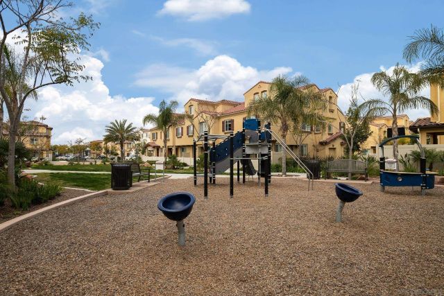 1818 Santa Christina Ave, Chula Vista, CA 91913