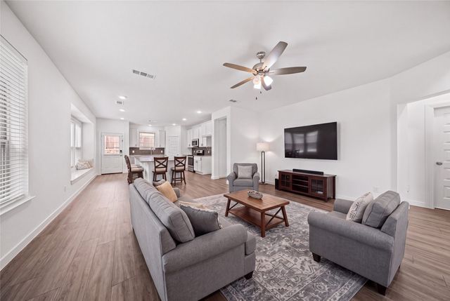 3955 Chesapeake Lane, Heartland, TX 75126