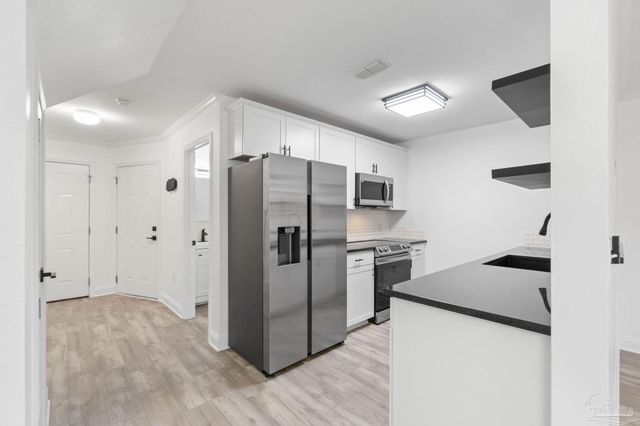 707 Majestic Dr, Crestview, FL 32536