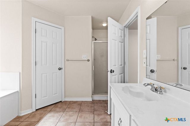 5806 Luxor Drive, Killeen, TX 76549