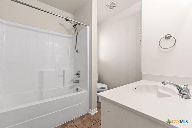 5806 Luxor Drive, Killeen, TX 76549