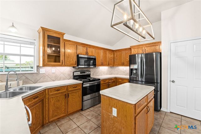 5806 Luxor Drive, Killeen, TX 76549