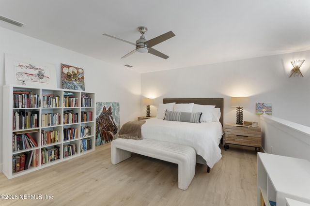 331 10TH Street, Atlantic Beach, FL 32233