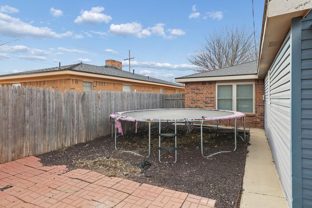 1313 Mills Avenue, Dumas, TX 79029